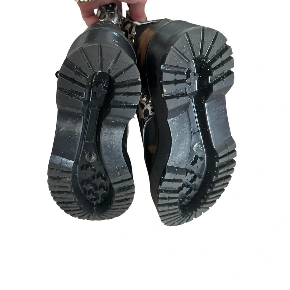 Steve Madden Leather Leopard Studded Moto Combat Boots EUC - Picture 11 of 16